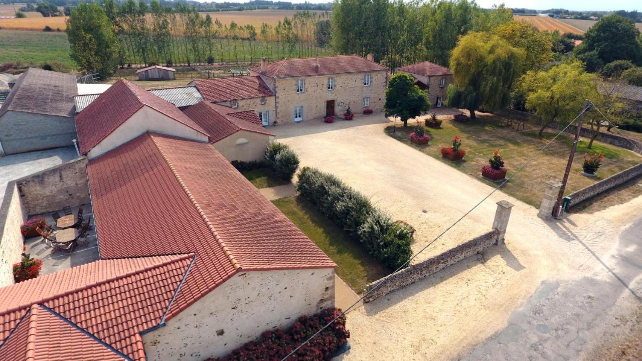 Le Logis Du Chateau Vieillevigne Ngoại thất bức ảnh